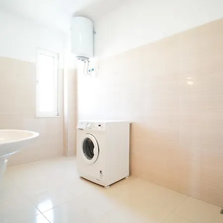 Mediterraneo Bliss Golem Apartment